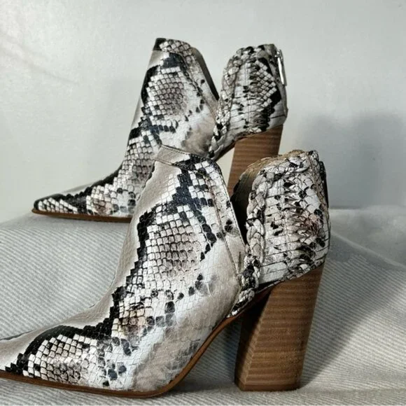 Vince Camuto NEW Snake Print Delsimba Heel Booties-Size 5